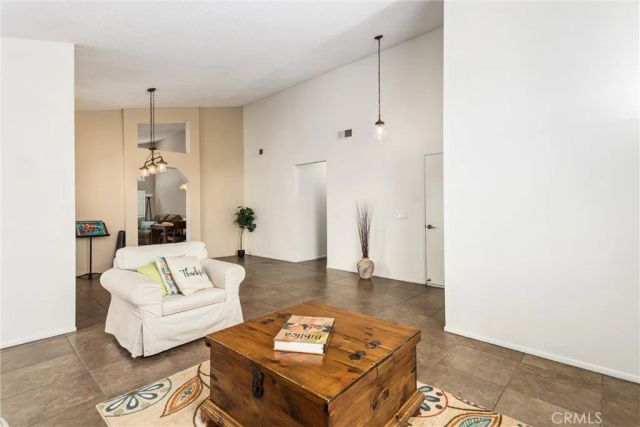 5633 Riviera, Banning, CA 92220