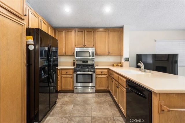 5633 Riviera, Banning, CA 92220