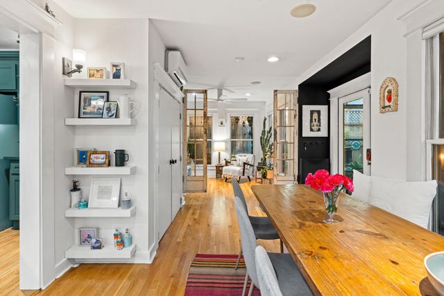 802 Ralfallen Street, Houston, TX 77008