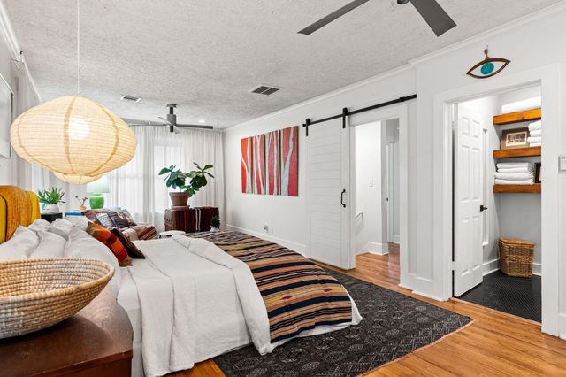 802 Ralfallen Street, Houston, TX 77008