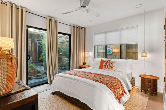 802 Ralfallen Street, Houston, TX 77008