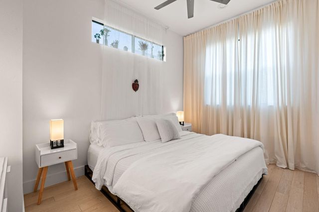 802 Ralfallen Street, Houston, TX 77008