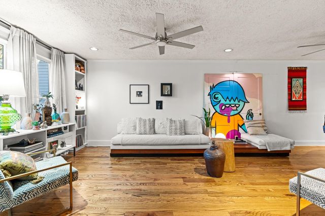 802 Ralfallen Street, Houston, TX 77008