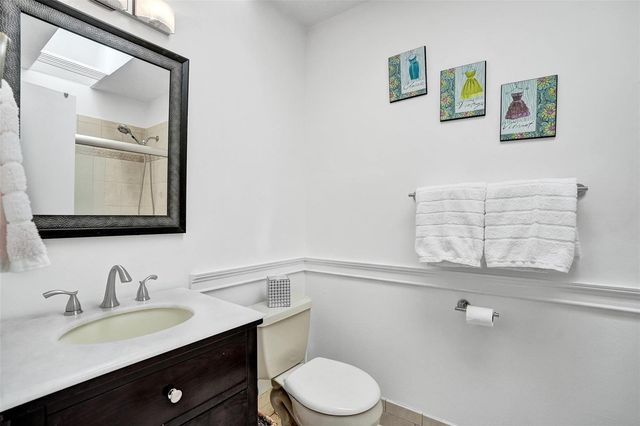 1415 Miami Road B, Fort Lauderdale, FL 33316