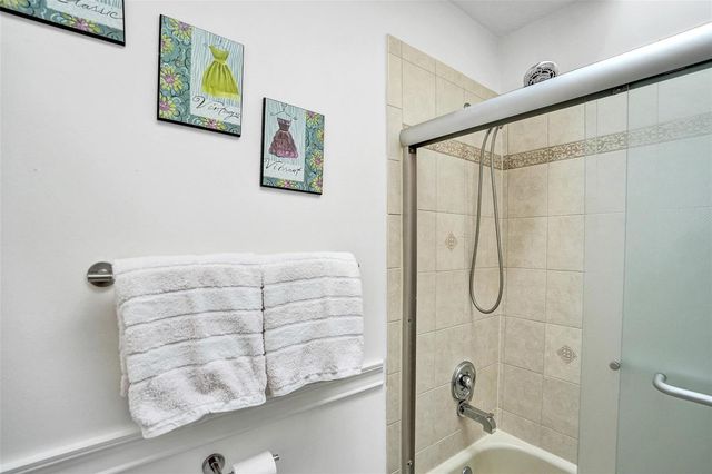1415 Miami Road B, Fort Lauderdale, FL 33316