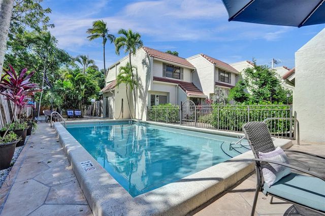 1415 Miami Road B, Fort Lauderdale, FL 33316