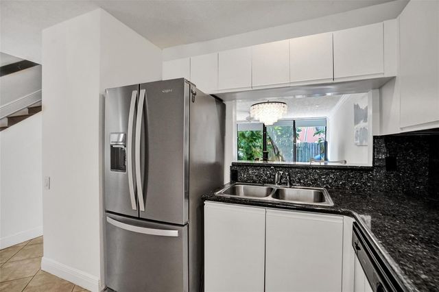 1415 Miami Road B, Fort Lauderdale, FL 33316