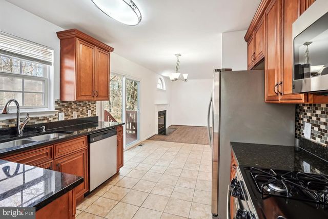 13857 REDFORD LN, Woodbridge, VA 22193