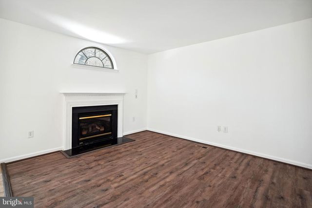 13857 REDFORD LN, Woodbridge, VA 22193