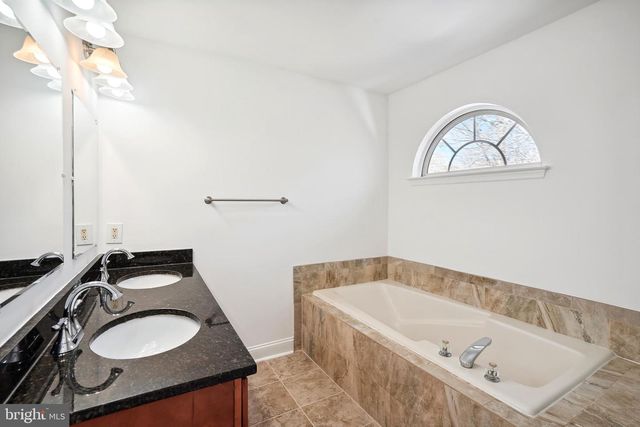 13857 REDFORD LN, Woodbridge, VA 22193