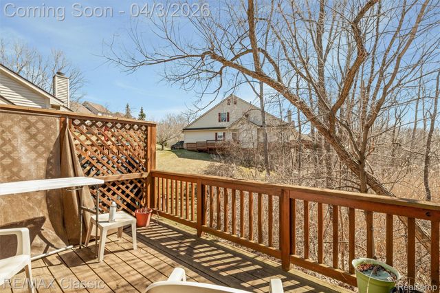 41769 Webster Court, Novi, MI 48377