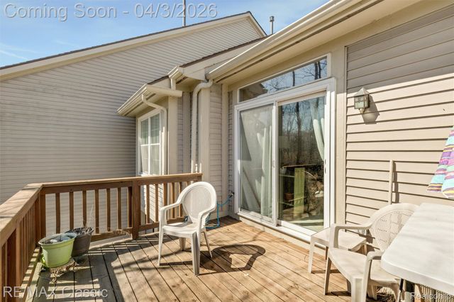 41769 Webster Court, Novi, MI 48377