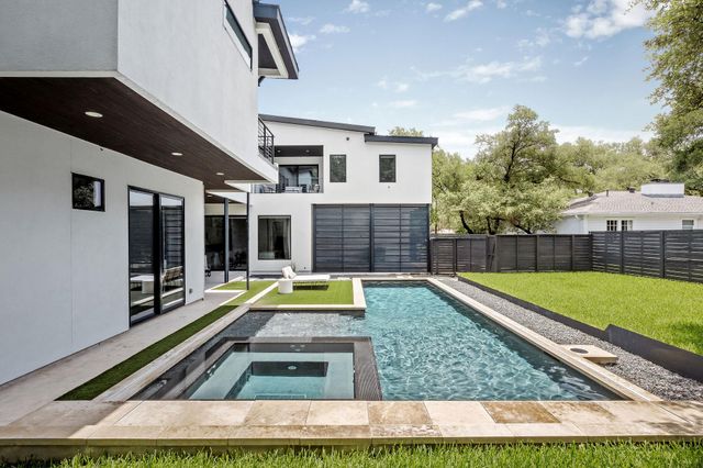 208 Reveille RD, West Lake Hills, TX 78746
