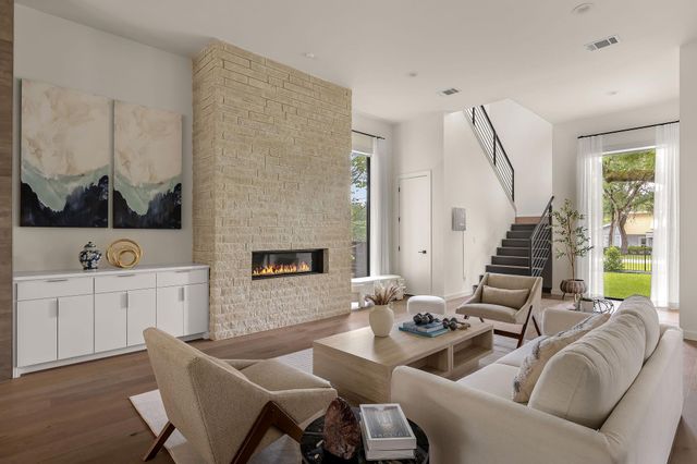 208 Reveille RD, West Lake Hills, TX 78746