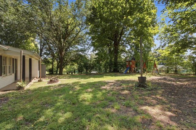 3490 Shouse Rd, Santa Fe, TN 38482