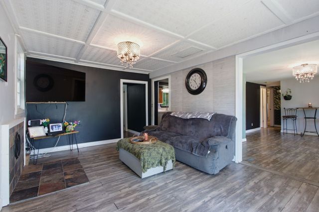 3490 Shouse Rd, Santa Fe, TN 38482