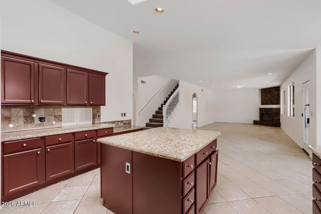 5615 E KINGS Avenue, Scottsdale, AZ 85254