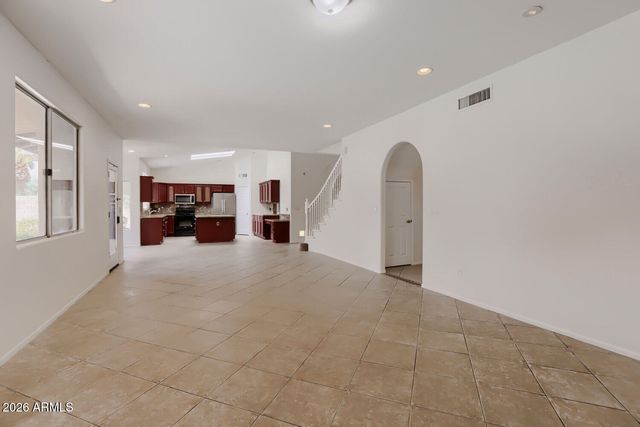 5615 E KINGS Avenue, Scottsdale, AZ 85254
