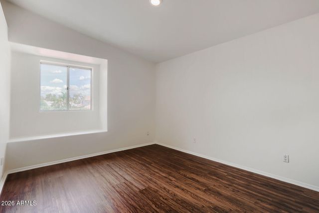 5615 E KINGS Avenue, Scottsdale, AZ 85254