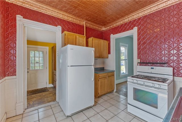 548 Columbus Avenue, Syracuse, NY 13210