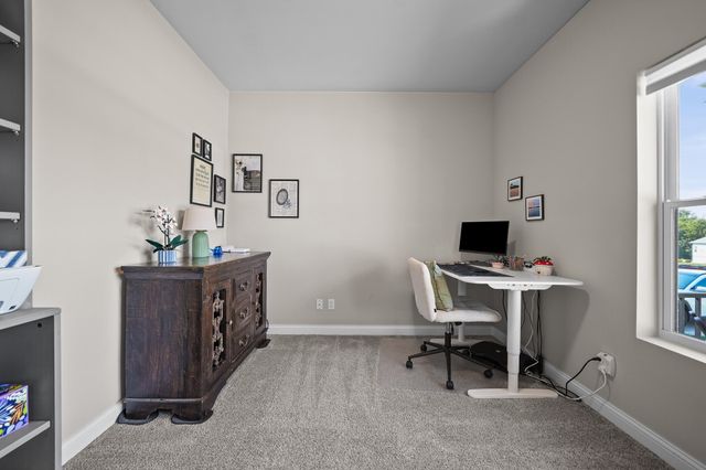 3002 Forestside Lane, Valparaiso, IN 46385