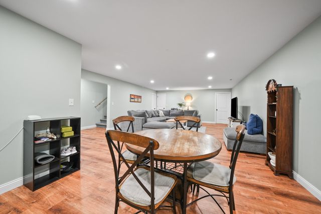 3002 Forestside Lane, Valparaiso, IN 46385