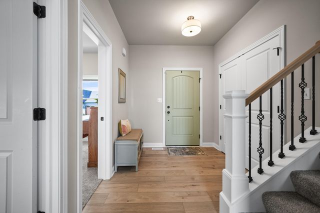 3002 Forestside Lane, Valparaiso, IN 46385
