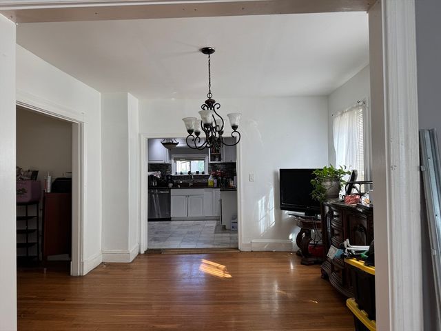 35 Farmland, Lowell, MA 01852