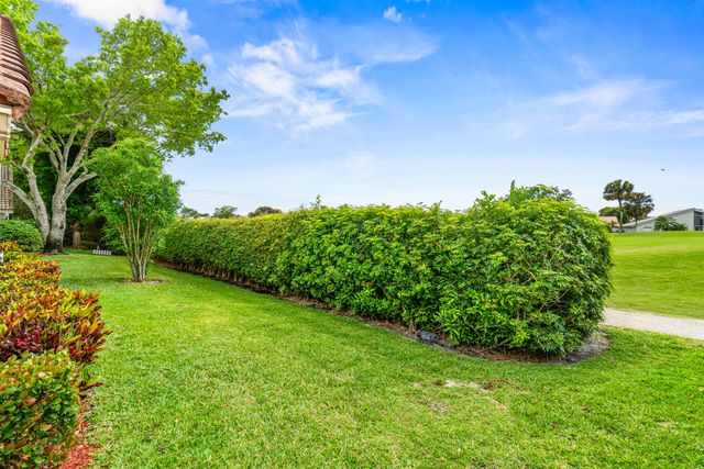 6952 Grenelefe Road, Boynton Beach, FL 33437