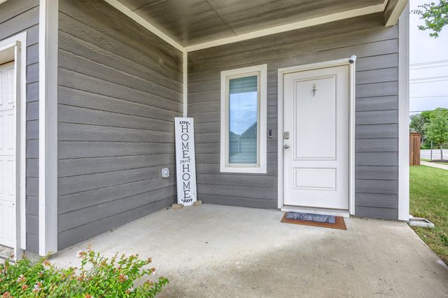 11341 Headwater Court, Providence Village, TX 76227