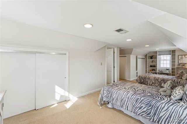 1009 Joanna Avenue, Glendale, MO 63122