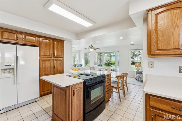 1009 Joanna Avenue, Glendale, MO 63122