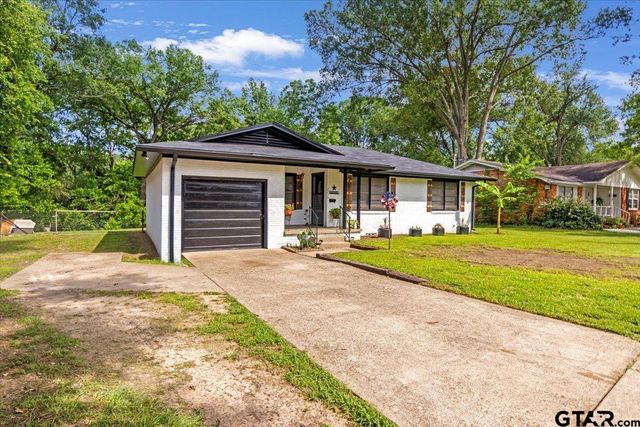 2216 Pleasant Dr, Tyler, TX 75701