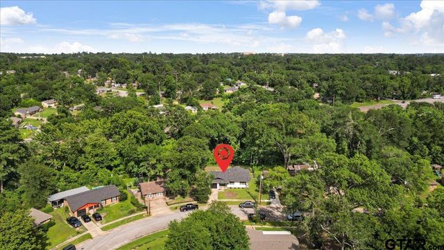 2216 Pleasant Dr, Tyler, TX 75701