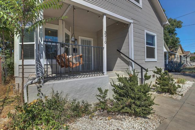 3210 San Jose Way, Sacramento, CA 95817