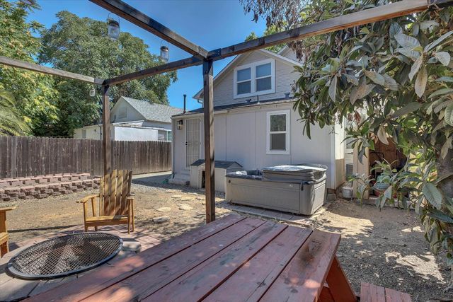 3210 San Jose Way, Sacramento, CA 95817