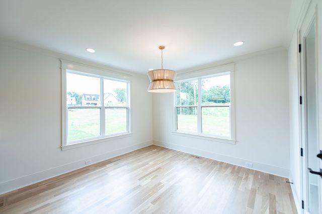 2930 Carisbrooke Dr, Mount Juliet, TN 37122