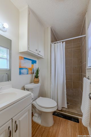 2130 Jim Bowie, San Antonio, TX 78238