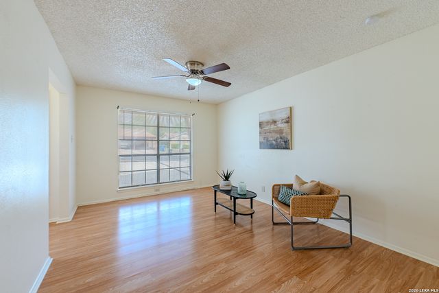 2130 Jim Bowie, San Antonio, TX 78238