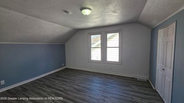 2311 S Pennsylvania Avenue, Lansing, MI 48910