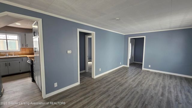 2311 S Pennsylvania Avenue, Lansing, MI 48910