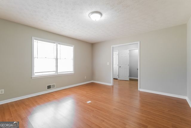 905 N Lassetter Circle, Villa Rica, GA 30180