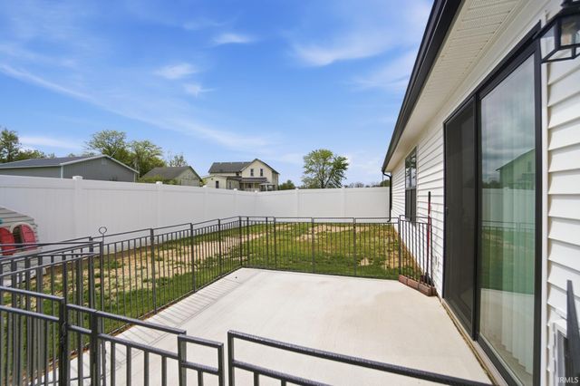 2313 Chandler Way, Auburn, IN 46706