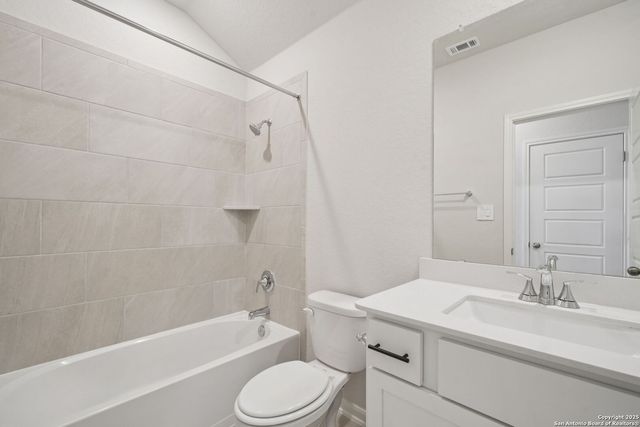 1206 Nikos Hollow, San Antonio, TX 78245