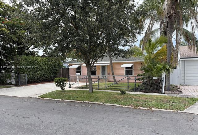 723 Valley Forge Road, West Palm Beach, FL 33405