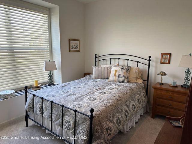 3889 Quarterhorse Road, East Lansing, MI 48823