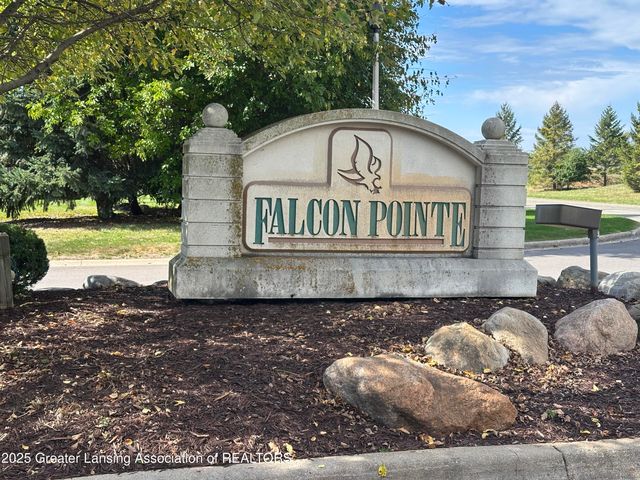 3889 Quarterhorse Road, East Lansing, MI 48823