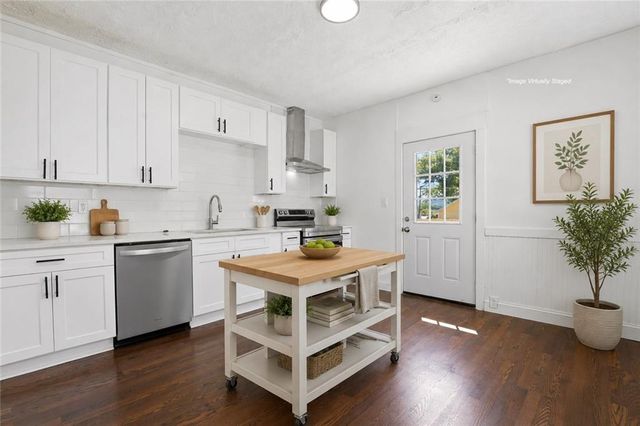 505 E 3rd Street NE, Rome, GA 30161
