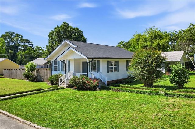 505 E 3rd Street NE, Rome, GA 30161