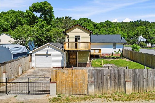 505 E 3rd Street NE, Rome, GA 30161
